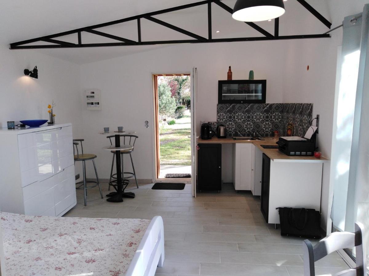 Le Chalet Du Bord De L'Eau Sainte-Terre Ngoại thất bức ảnh